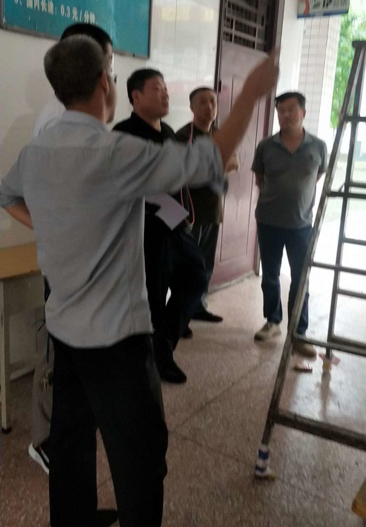 卢氏县教育局,财政局对卢氏一高节电产品工程进行验收！(图3)